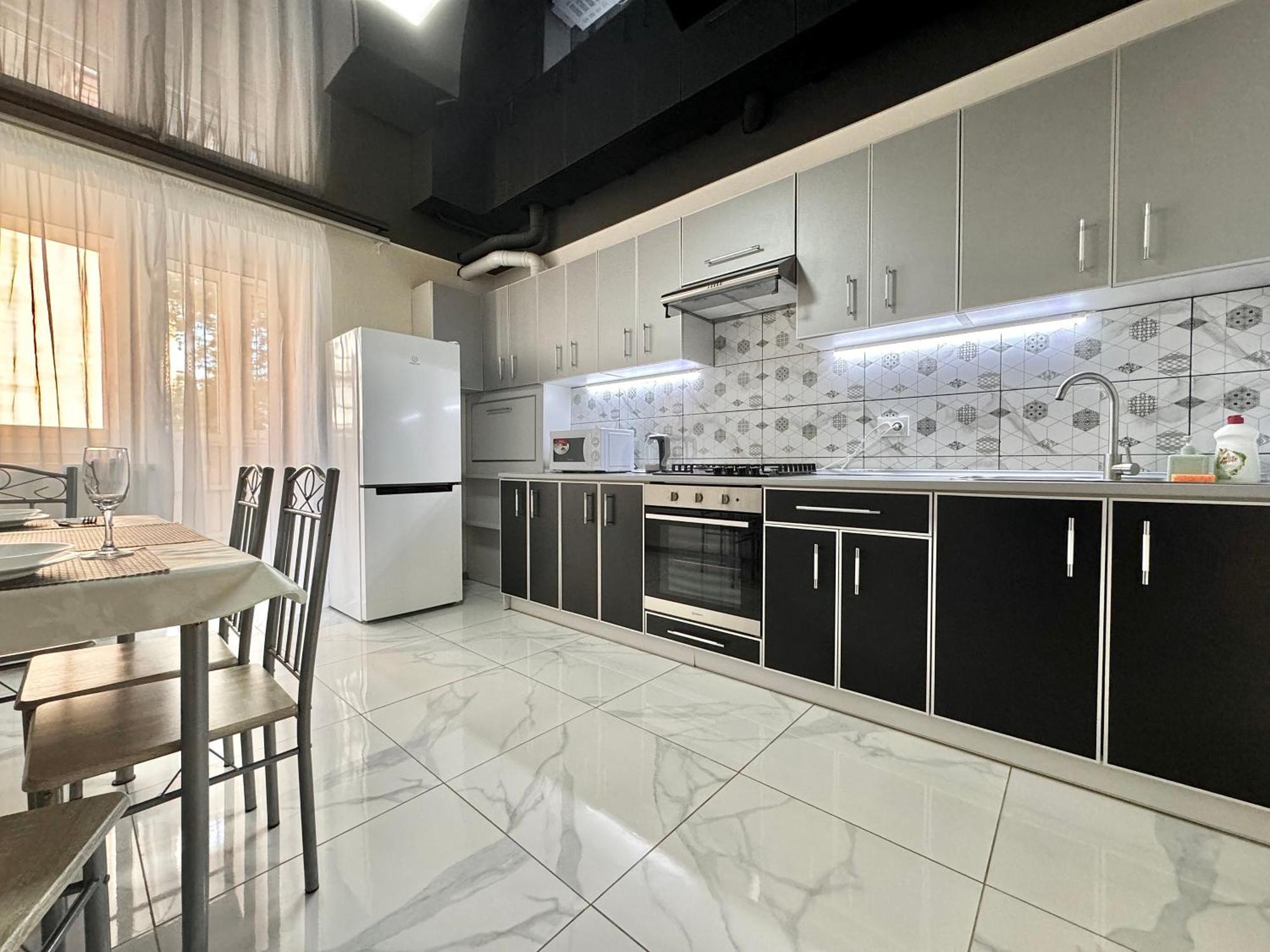 Apartpoltava 2 Окремі Кімнати, Новобудова, Два Великих Ліжка Центр, Корпусний Сад Exterior photo