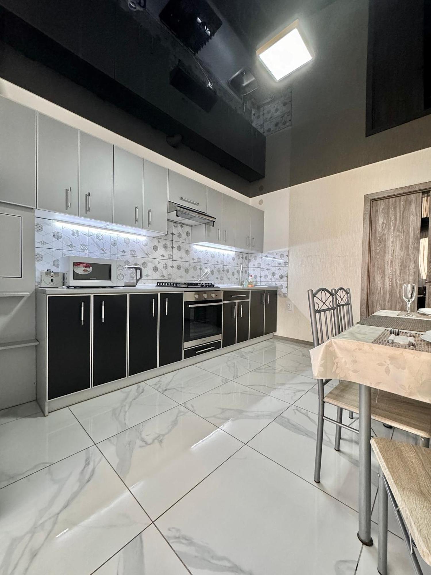 Apartpoltava 2 Окремі Кімнати, Новобудова, Два Великих Ліжка Центр, Корпусний Сад Exterior photo