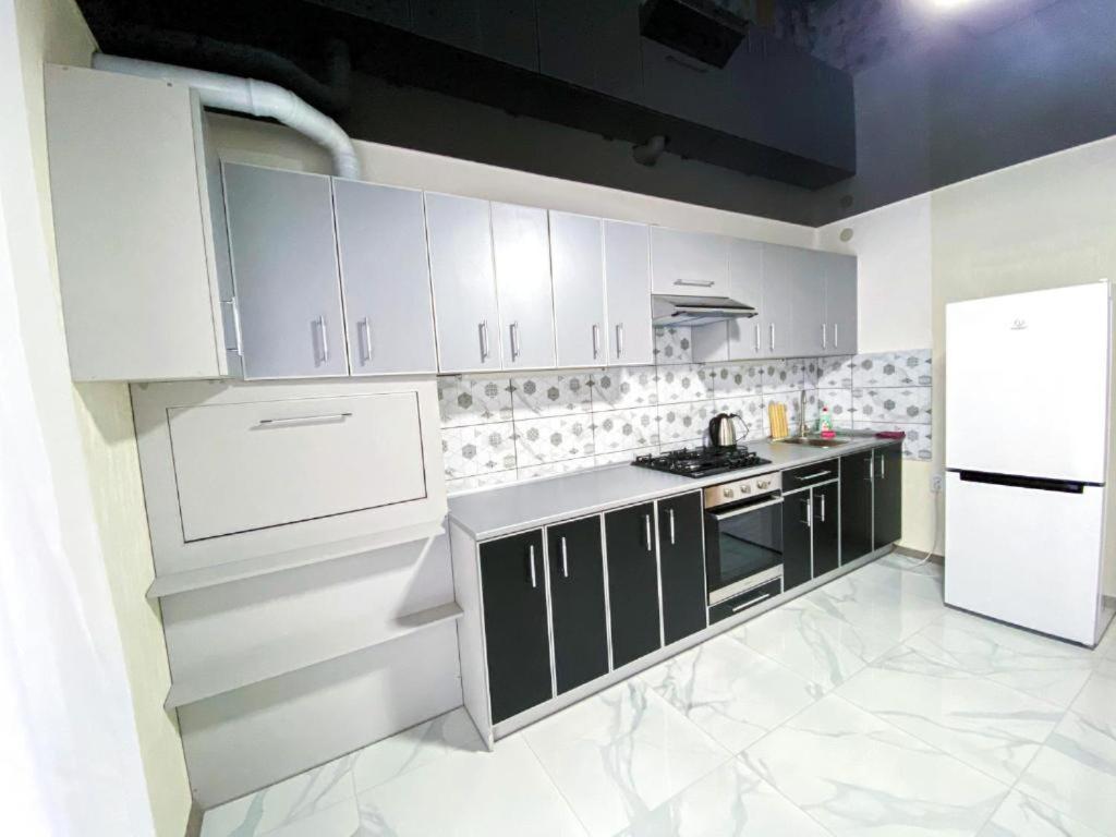 Apartpoltava 2 Окремі Кімнати, Новобудова, Два Великих Ліжка Центр, Корпусний Сад Exterior photo
